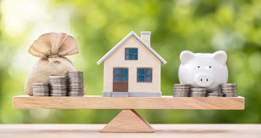Refinance Vs. Home Equity Loan.png